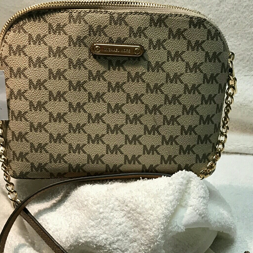 Genuine New Michael Kor Purse